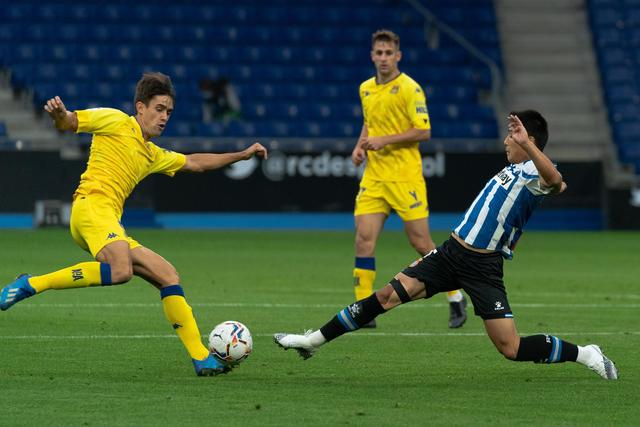 冉珂嘉成为第四位被WNBA选中的中国队球员